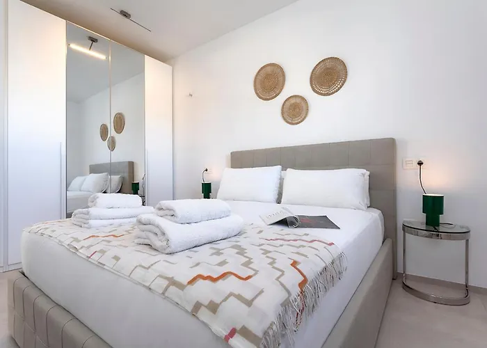 Puerto Banus Bliss By Rent Me * Marbella